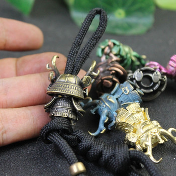 Ιαπωνικό Pirate Antlers Samurai Doll Paracord Bead Knife Lanyard Brass Charms EDC DIY βραχιόλι αξεσουάρ για μενταγιόν με μπρελόκ