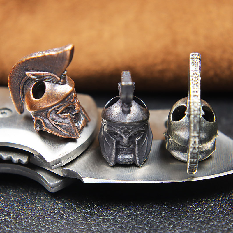 Rimski ratnik Kaciga Nož Perle DIY Paracord Pletena uzica Privjesak Nakit Mjedena Skulptura glave spartanskog viteza EDC privjesci