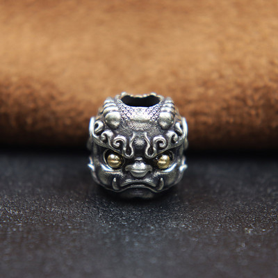 Müütiline metsaline Pixiu pea, skulptuur, nuga rant