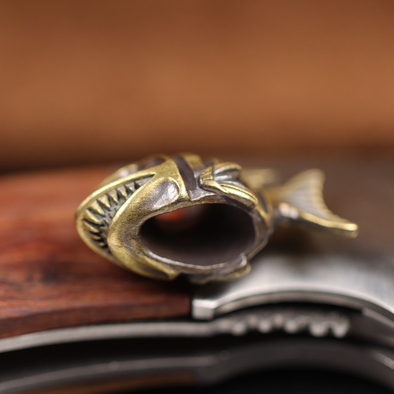 Hai luustik messingist noahelmed EDC välistingimustes isetegemise jaoks Paracord kootud tarvikud Paelad Ripatsid Vihmavarju köis Taskulambi riided