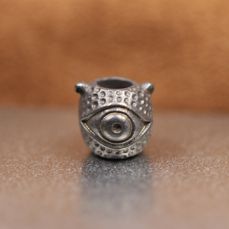 Üks Silm Animal Messingist Nuga Helmes Punk Vintage DIY Paracord Käevõrud Aksessuaarid Välistingimustes EDC Tool Vihmavarju Köis Ripatsid Ripatsid