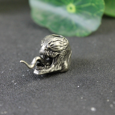 Messingist filmitegelane Antikangelane Paracord nugahelmed, kaelapael, ripats EDC õues ellujäämise vihmavarju köis käevõru DIY tarvikud