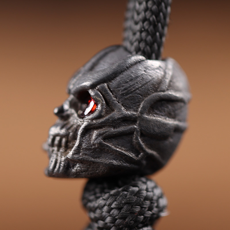 Punasilmne suitsetav sõdalane, koljupea, messingist EDC välistingimustes meisterdatud Paracordi noahelmed, käsitsi valmistatud kaelapaelad ripatsid Aksessuaarid Punk-võlusid