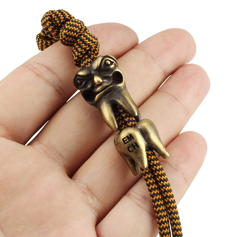 Винтидж зъби Месингов нож Мъниста Медни зъби Паракорд Висулка Ключодържател Аксесоари Направи си сам Паракорд мъниста