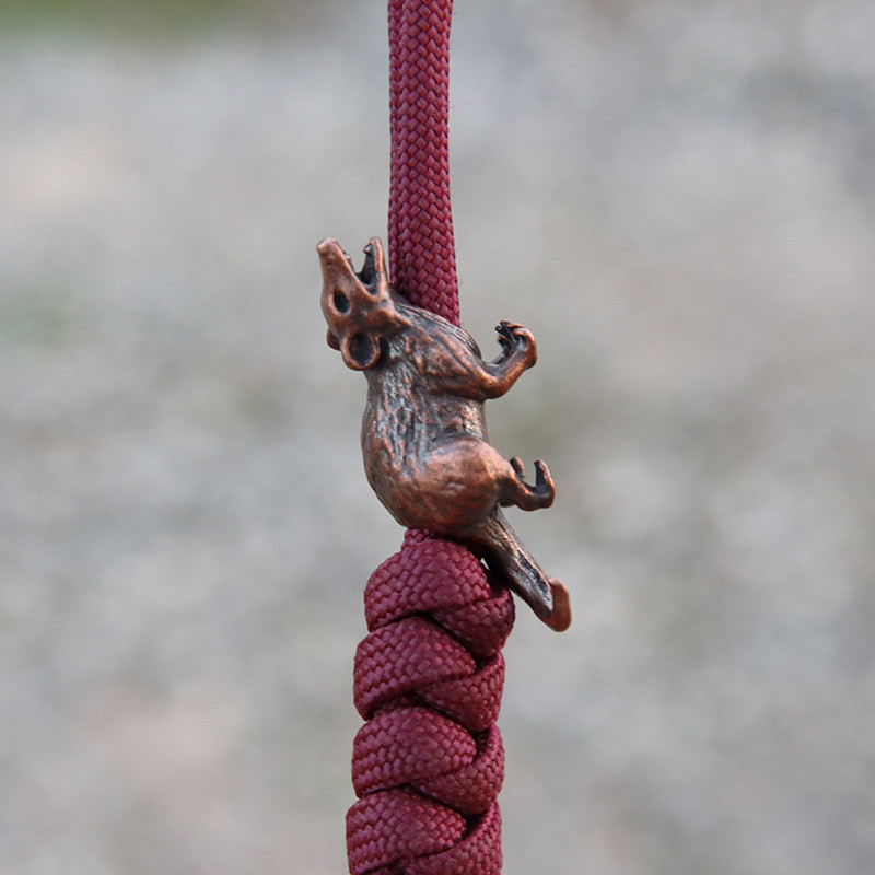 Tähtkuju loomad rotid kujukesed messingist nuga helmed taskulamp kaelaripatsid armsad hiired EDC paracord DIY välitööriistad tarvikud