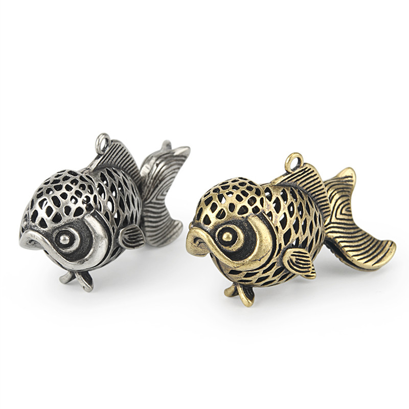 Mărgele din alamă de pește auriu de epocă. Mărgele de pește goale. Bricolaj de bricolaj