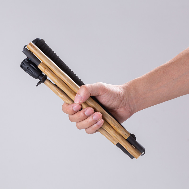 Nagy szilárdságú szénszálas és természetes bambusz bőrű túrabot Ultrakönnyű túrabotok 2023 új érkezésű túrabot kültéri