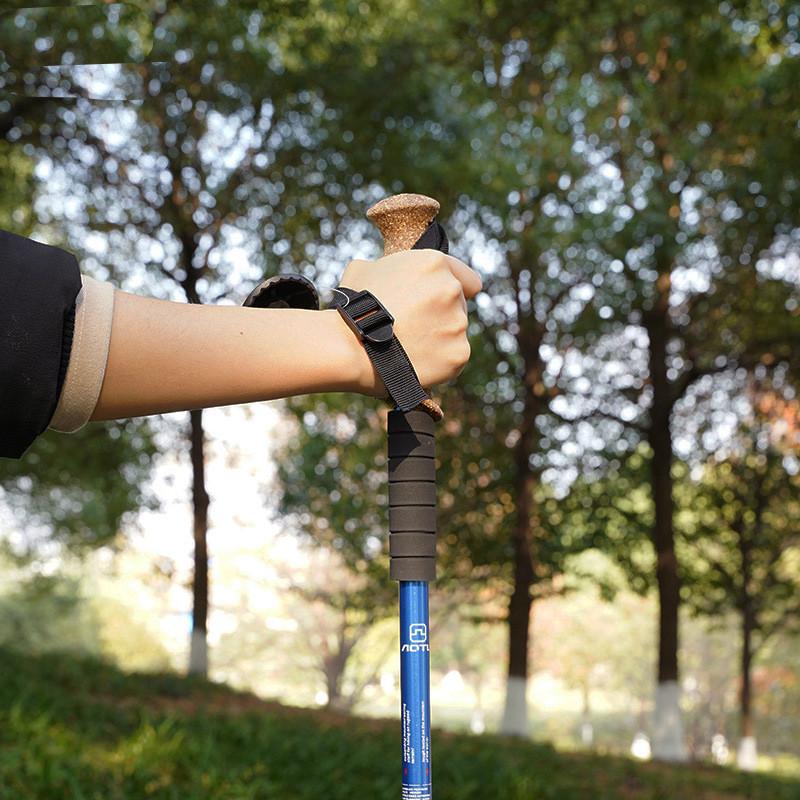 NUONEKO Сгъваем бастун Туризъм на открито Аксесоари за планински туризъм Прибиращ се катерене Трекинг ултралек стълб CA06