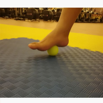 Малка топка за йога Силиконова топка за масаж на крака Масаж на ръцете Тренировка за пилатес Фитнес Спорт Спомагателно оборудване