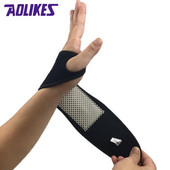 1db Önmelegedő mágneses csuklótámasz merevítő védő védő férfi téli melegen tartó szalag Sport értékesítés turmalin termék csuklópánt