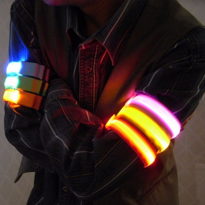 Κομψό LED βραχίονα νυχτερινό τρέξιμο φως ποδηλασίας Ασφαλείας αθλητικό φλας Ανακλαστικό λουράκι Φωτιστικό σηματοδοτικό περικάρπιο