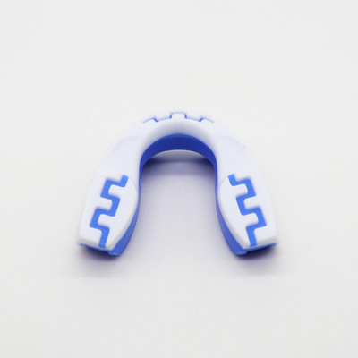 2021 Professional Muay Thai Mouthguard EVA Boxing Mouthguard Sports Bracks Box Taekwondo Sanda Rugby Mouthguard