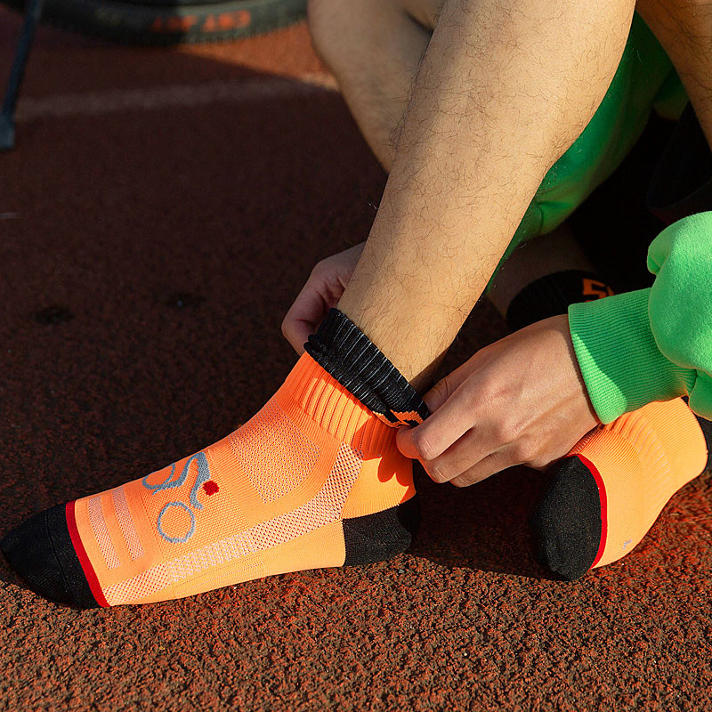 2020-as új férfi női kerékpáros zokni, légáteresztő kültéri kosárlabda zokni, lábvédő, kerékpáros futó futball sportzokni