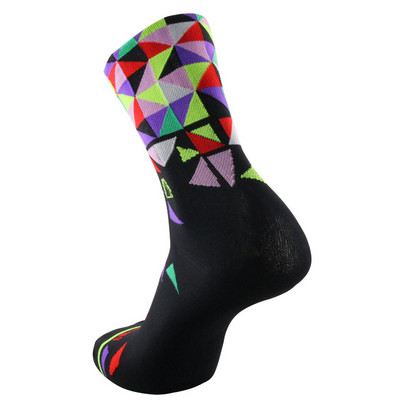8 szín Új Kerékpáros Zokni Férfi Női Profi Szabadtéri Sport Kosárlabda Zokni Mountain Bike Race Zokni S10