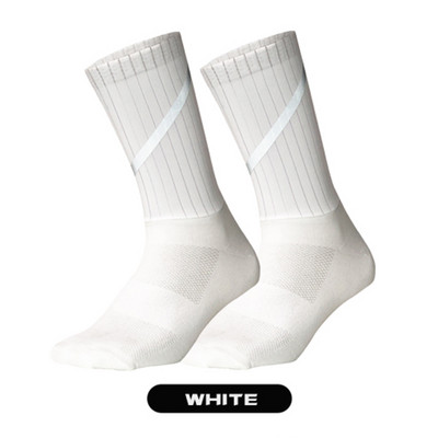 Sportlane elukutse Jalgrattasokid Meeste Libisemisvastased Õmblusteta Aero Bike Kulumiskindlad Maanteerattasokid Helkurkaitsesokid