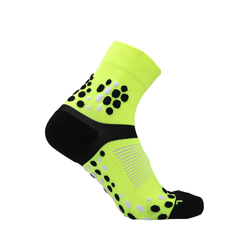 Нови чорапи за колоездене Най-високо качество Професионална марка Спортни чорапи Дишащ чорап за велосипед Състезания на открито Голям размер Мъже Жени