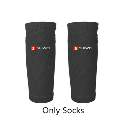 1 paar jalgpalli kaitsvaid sokke, millel on tasku jalgpalli jaoks säärekaitsmed säärevarrukad toetavad säärekaitset täiskasvanutele