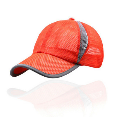 Suvised Unisex meeste kalapüügi pesapallimütsid Päikesekaitsekreem naistele hingav võrkkübarad mustad vabaaja spordimütsid mütsid