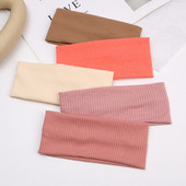 Bandă de transpirație de modă din bumbac tricotată Bandă de păr cu boruri late Banda elastică pentru sport pentru yoga Bandă pentru cap Bandă de păr simplă de culoare pură Femeii