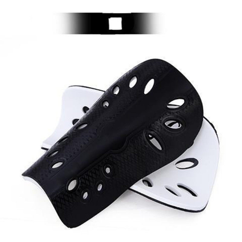 1 pár kültéri sportláb védőfelszerelés légáteresztő lábszárvédő futball sípcsontvédő műanyag védő lábszárvédő gyerekeknek felnőtteknek