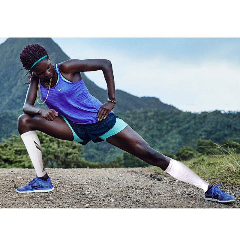 1-osalised sääre- ja säärekompressioonvarrukad jooksjatele jalgratturi säärevarrukatele vereringluse taastamiseks