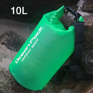 Veekindel kuivkott poolläbipaistev välitingimustes kasutatav spordikott rannakanuusõiduks, süstaks, parvetamiseks paadisõiduks, kalastamiseks matkamiseks, telkimiseks