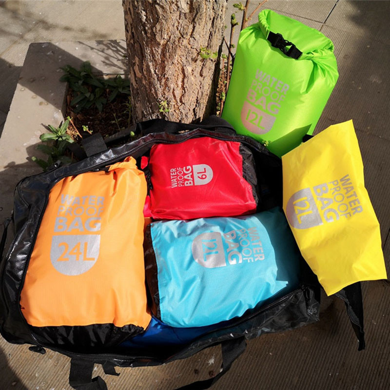 Atsparus vandeniui sauso maišo paketas, plaukimas plaustais, baidarėmis, žygiais upe, plaukiojantis buriavimas, baidarės ir valtimis, atsparus vandeniui