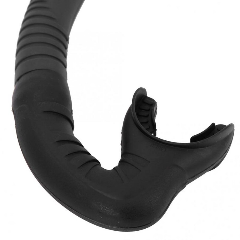 Märg snorkel koos reguleeritava hoidikuga sukeldumissnorgeldamistoru silikoonist hingav veealune snorkel täiskasvanutele