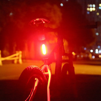 Lumină LED pentru bicicletă Lampă spate pentru călătorie de noapte Încărcare USB Lumină spate pentru bicicletă Impermeabil MTB Bicicletă de drum Lumină spate Accesorii pentru ciclism