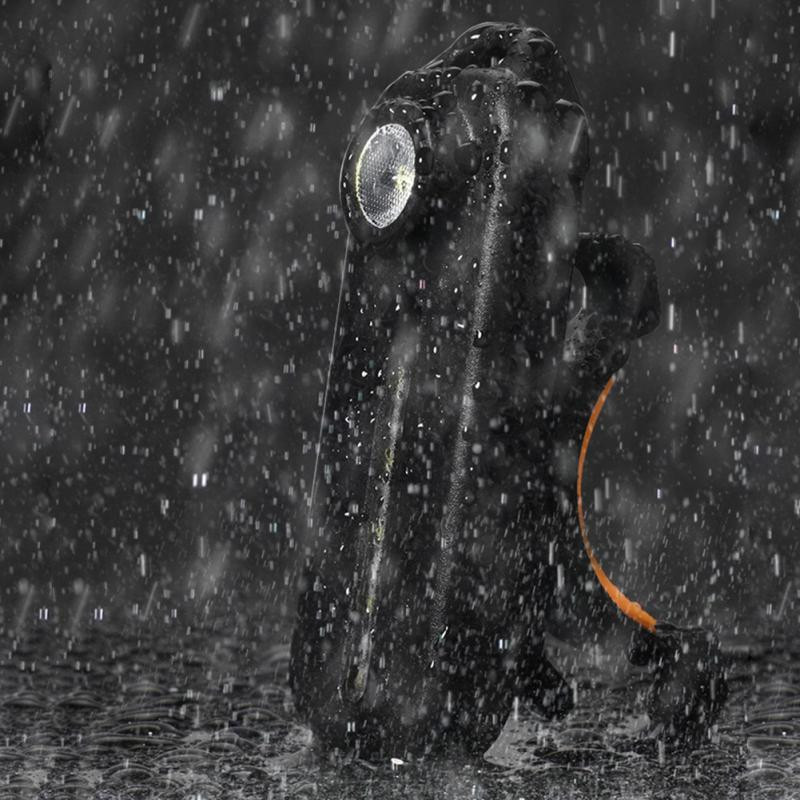 Vállrendőr lámpa klipszel 5 üzemmódú kerékpár lámpa USB töltés Figyelmeztető fényszóró Kerékpározás Vízálló kerékpár tartozékok