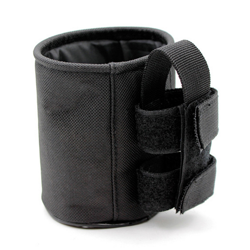 Õues rattaveini tassi varrukas Joogipudel, rippuv hoidik, kandik, kaasaskantav matkapikniku kalapüügi tool Rannatassi riidepuu alus