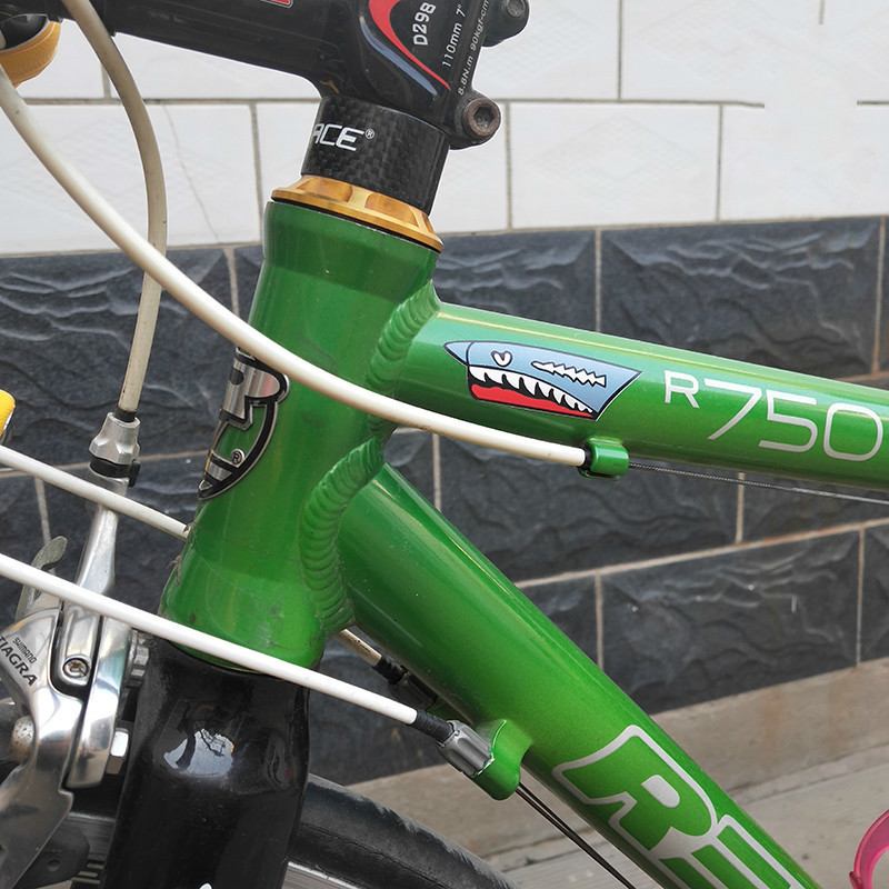 1 db Shark hegyikerékpár váz matrica fix fogaskerék váz matrica kerékpár villa váz Kerékpáros kiegészítők