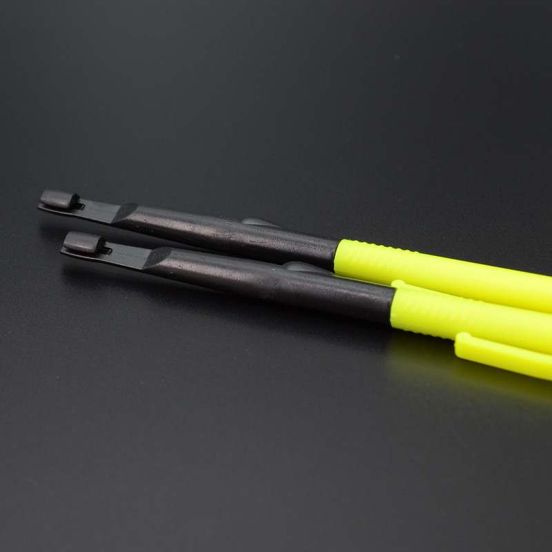 2 tk plastikust õngekonksu eemaldamise tööriist koos sõlmekorjaja konksu eemaldamisega