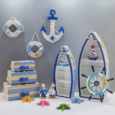 Dekoratyvinė lentyna laivui