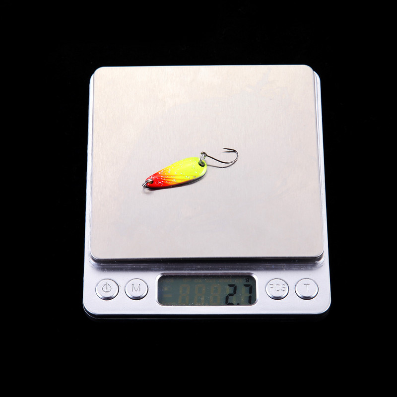 WALK FISH 4 TK/partii värvide segu 3 cm 2,7 g värviline forelli peibutis lusikas sööt ühe konksuga metallist kalapüügi peibutis