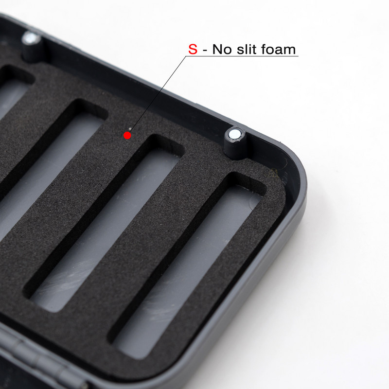 MNFT 1 tk 2 suurust piluga vahttaskuga kaasaskantav kärbsepüügi kast plastikust tarvikud vooder forelli kärbsepüügi kärbeste landi ümbris