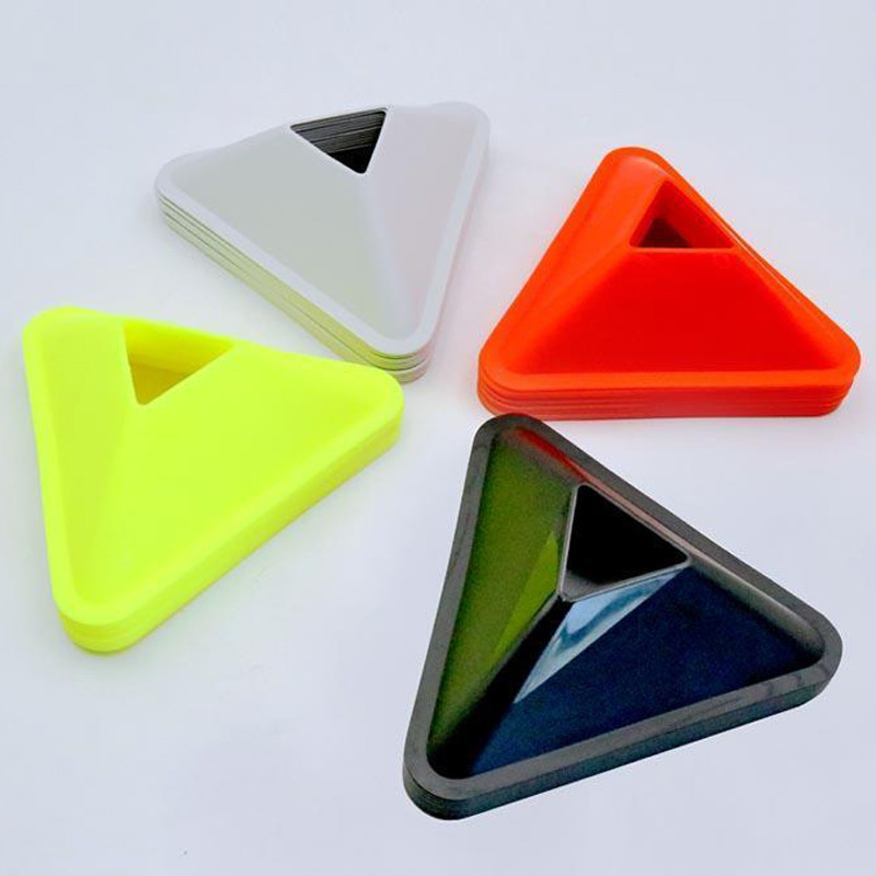 Välise kolmnurga jalgpallitreeningu silt, ketas korvpall jalgpall, takistustreening, teetõkkehunnik, PVC sporditarvikud 4 värvi