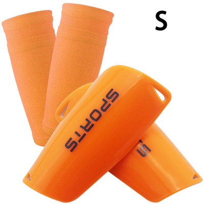 Täiskasvanutele, noortele, lastele jalgpall, säärekaitsmed, sokid. Täielik kaitse jalgadele, polsterdatud pahkluu kaitse, väldib vigastusi