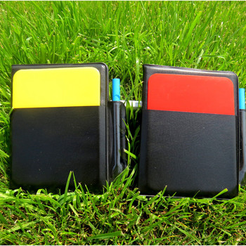 Εργαλείο διαιτητών ποδοσφαίρου Κόκκινο ποδόσφαιρο Κόκκινο Κίτρινες κάρτες διαιτητή Πορτοφόλι ποδοσφαίρου σφυρίζοντας Κάρτες αποβολής Προσοχή