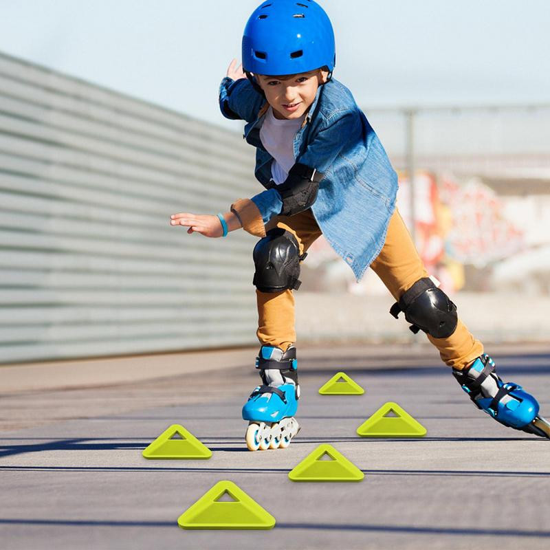 Kúpok futballedzésekhez 6 db Tartós tárcsás háromszög alakú készítők Játszótéri edzőfelszerelés Agility Labdarúgás Gyereksportok