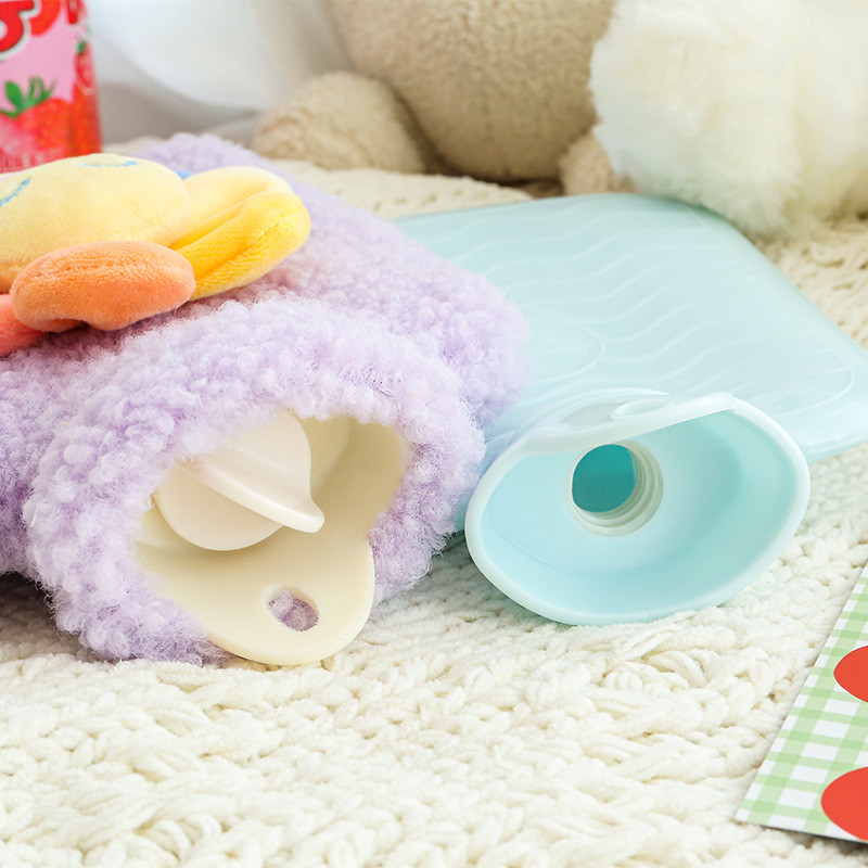 400ml Winter Cartoon Μπουκάλι ζεστού νερού Επαναχρησιμοποιήσιμο Κάλυμμα Τσάντας Ζεστού Νερού Χεριού Θερμότερο Θησαυρό κοιλιάς με πλεκτό μαλακό κάλυμμα