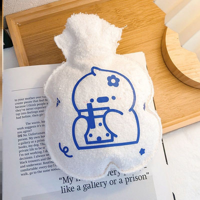 300 ml kaasaskantav mini kätesoojendaja silikoonist veesüstiga kuumaveekott Kawaii termospudel menstruatsiooni soe kõhusoojuspakk