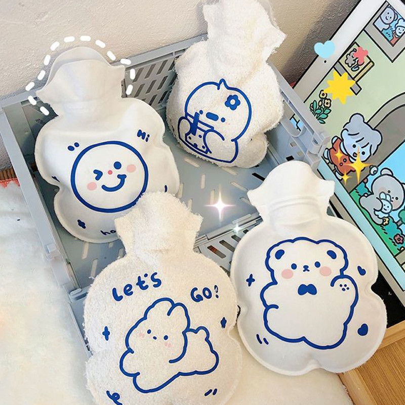 300 ml kaasaskantav mini kätesoojendaja silikoonist veesüstiga kuumaveekott Kawaii termospudel menstruatsiooni soe kõhusoojuspakk