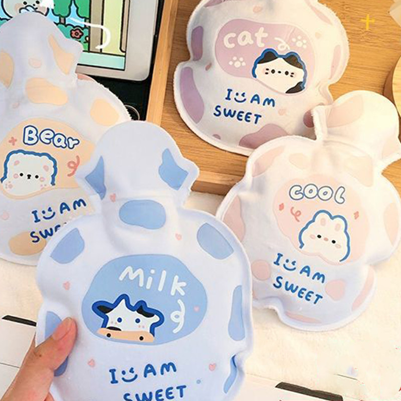 300 ml kaasaskantav mini kätesoojendaja silikoonist veesüstiga kuumaveekott Kawaii termospudel menstruatsiooni soe kõhusoojuspakk