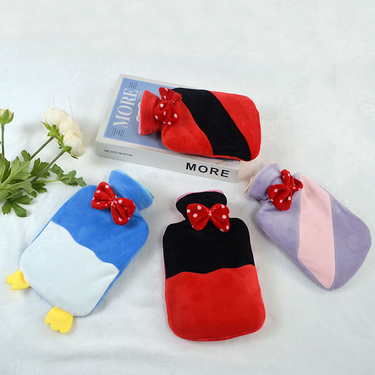 Népszerű plüss vízinjekciós melegvizes táska rajzfilm Aranyos melegvizes táska Fiziológiai meleg kézmeleg gyomortáska