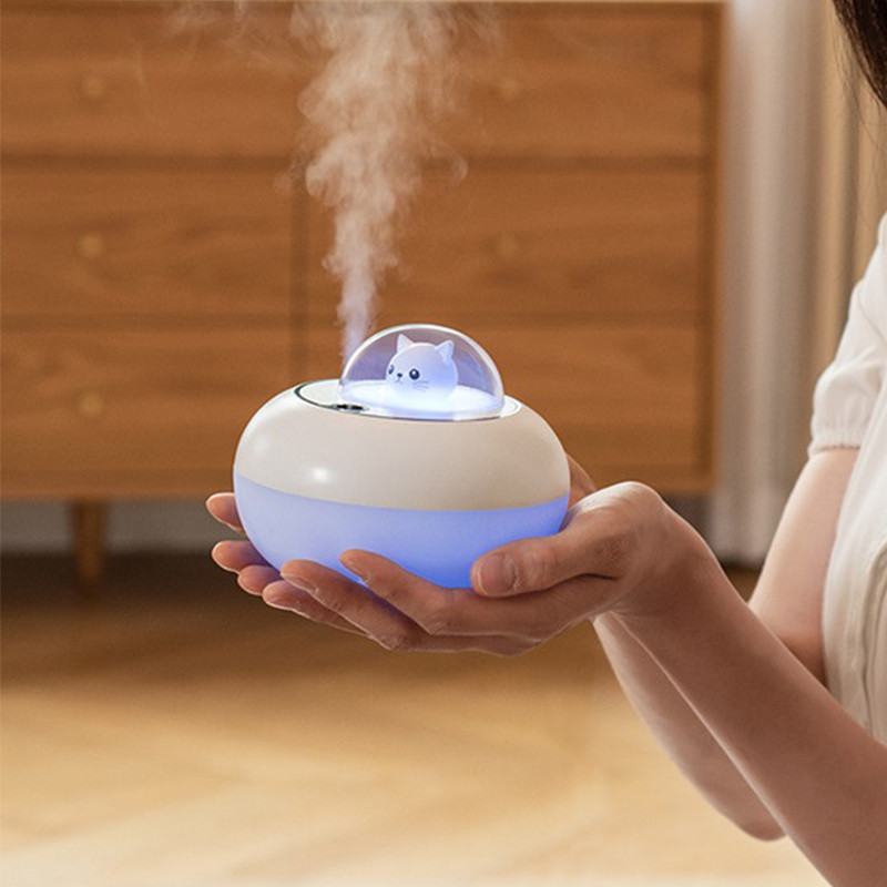 Cute Pet Mini Humidifier USB Diffuser Colorful Night Light Atomizer Home Υπνοδωμάτιο Mute Small Fog Maker Desktop δώρο