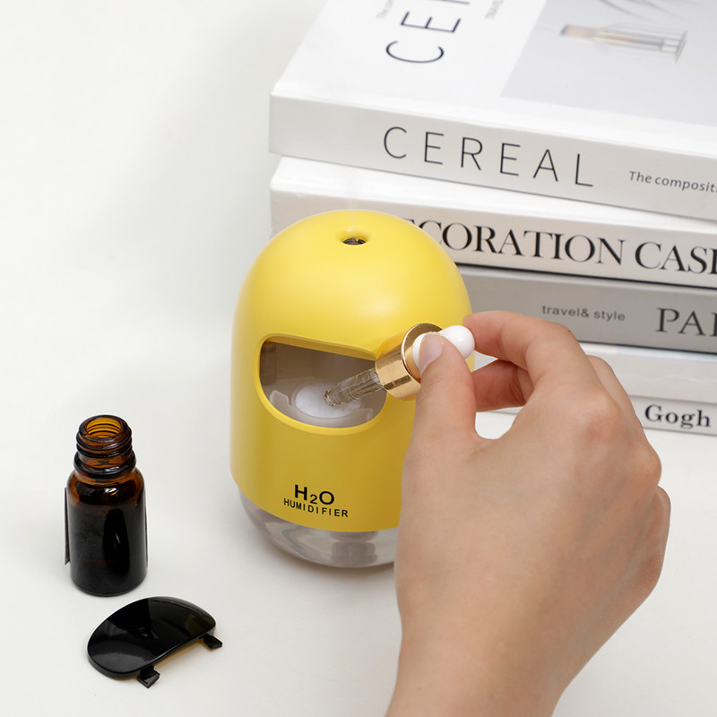 200ML White Mini Air Humidifer Aroma Essential Oil Diffuser with Romantic Lamp USB Mist Maker Aromatherapy Humidifiers for Home