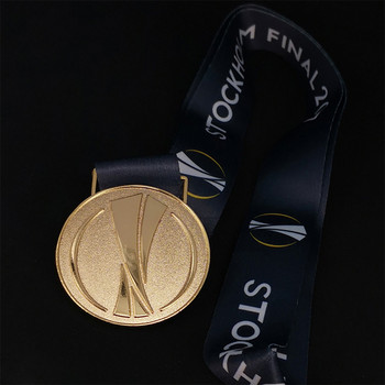 1бр Шампионски медал от Лига Европа Метален медал от цинкова сплав Реплика на медали Златен медал Футболни сувенири Колекция от фенове