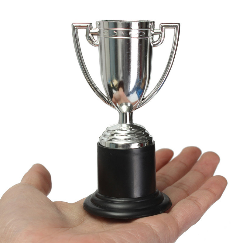 10 cm mini trofejas trofejas Zelta sudraba kausa futbolā futbola kausa trofejas sporta pasākumiem dzimšanas dienas ballītēm Bērnu ballītes pildījuma dāvana