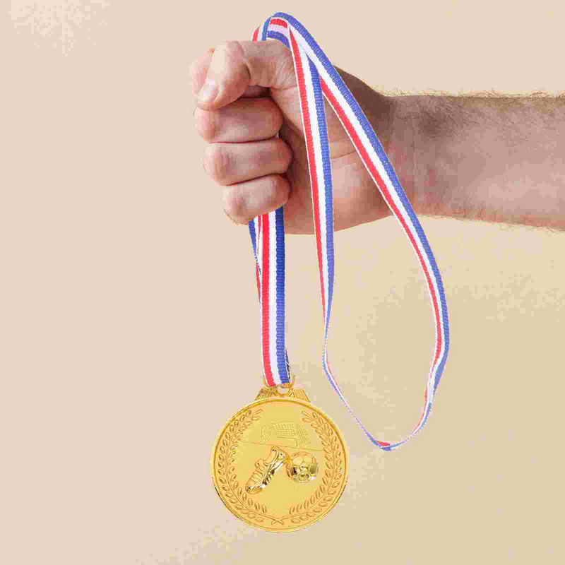 3 tk jalgpallimängu auhinnaauhind